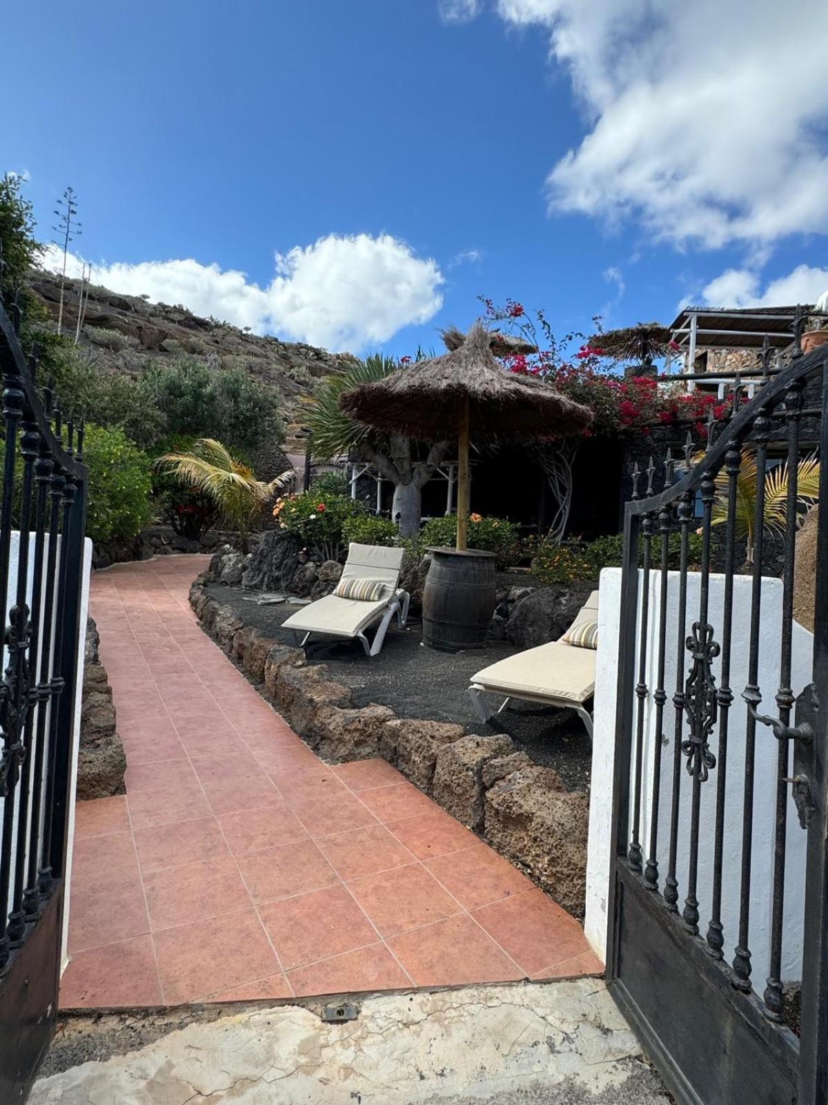 Castillo Lanzarote Villa Bailey - Luxury Villa - Pet Friendly With Heated Pool Ла-Асомада Экстерьер фото