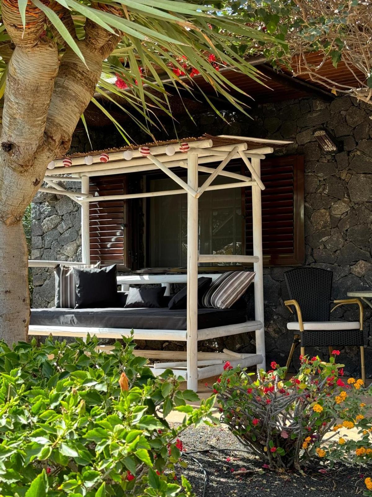 Castillo Lanzarote Villa Bailey - Luxury Villa - Pet Friendly With Heated Pool Ла-Асомада Экстерьер фото